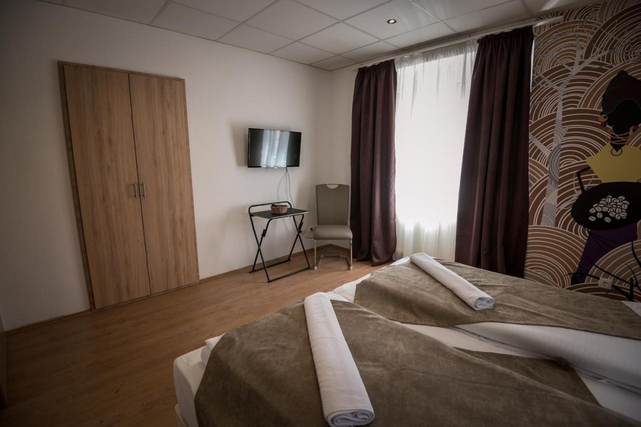 Mokka Apartman Szegedin Exterior foto
