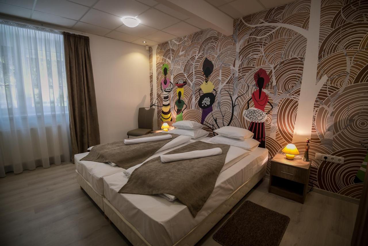 Mokka Apartman Szegedin Exterior foto