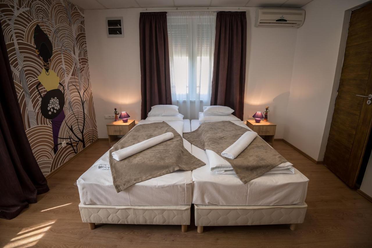 Mokka Apartman Szegedin Exterior foto