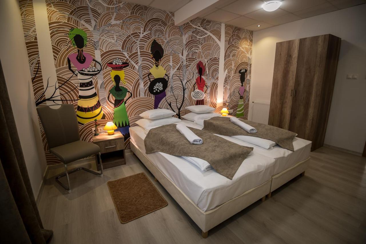 Mokka Apartman Szegedin Exterior foto