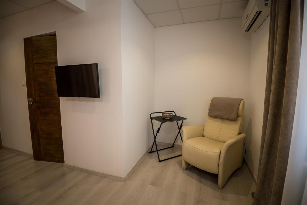 Mokka Apartman Szegedin Exterior foto